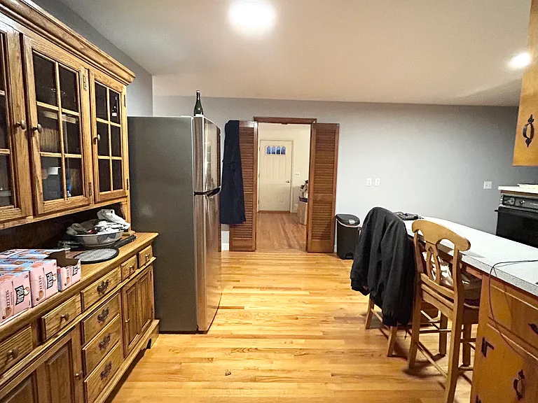 75 Hopeworth Ave — Photo 3