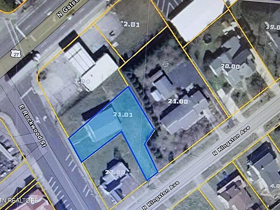 3rd image of 104 E Rockwood St #3