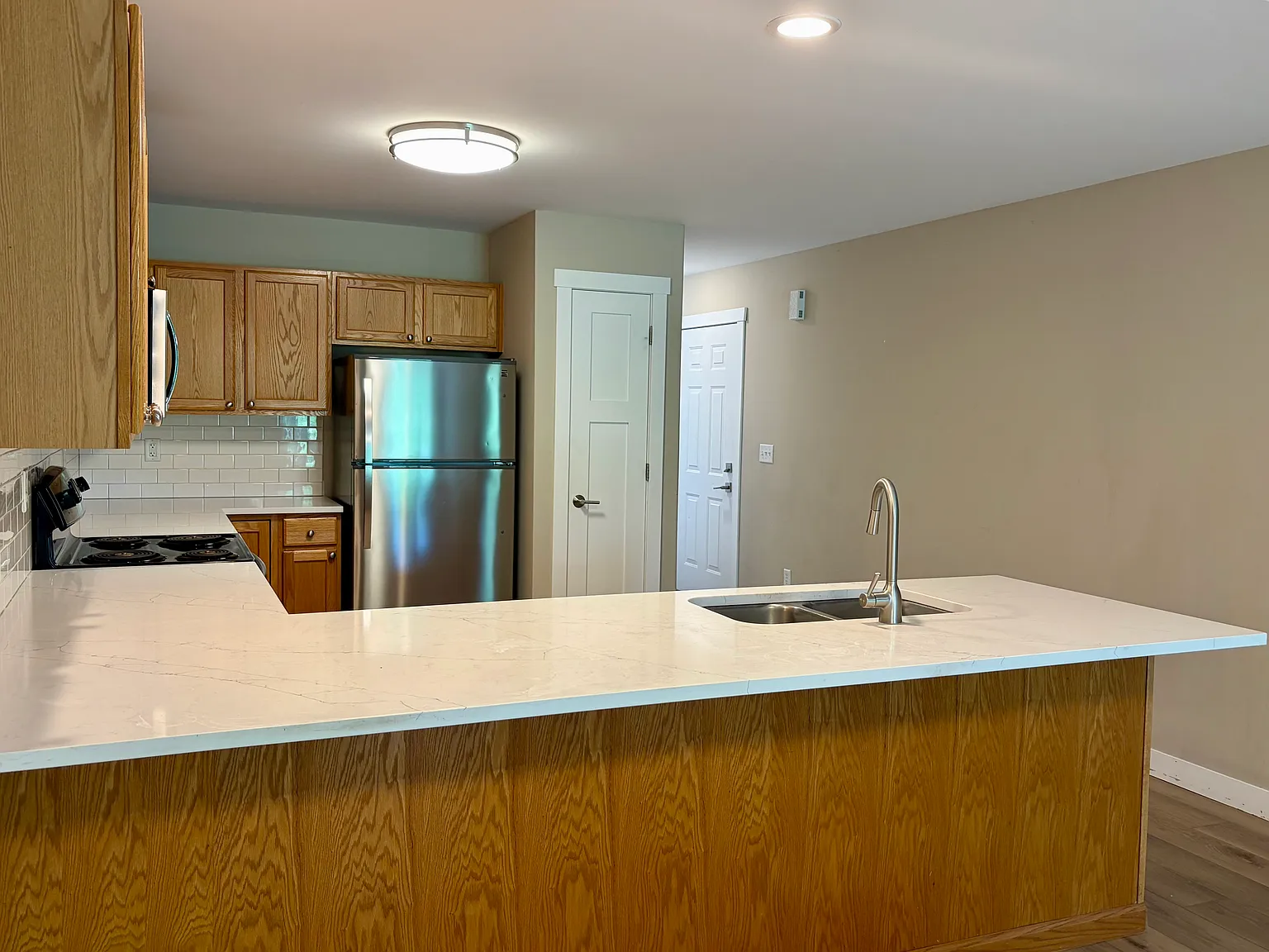 2 bed, 1171 sqft, $1,450 — Photo 3