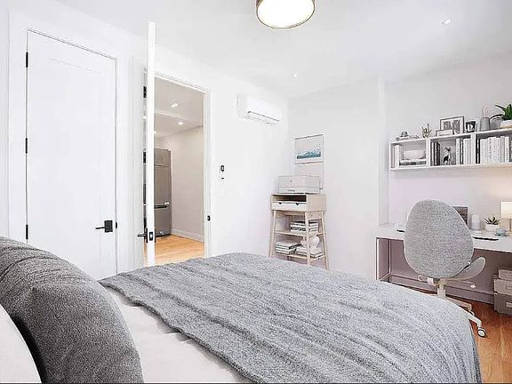 3rd image of 70 Greenpoint Ave #4A