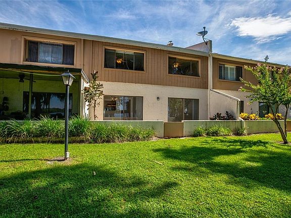 5th image of 207 Lago Vista Blvd