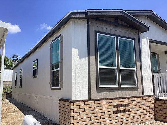 3rd image of 1001 W Lambert Rd Space 305