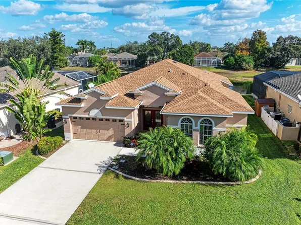 217 39th St NE, Bradenton, FL 34208