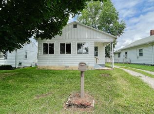 922 W 15th St, Muncie, IN 47302