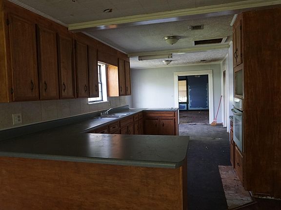 3rd image of 1171 1st Ave