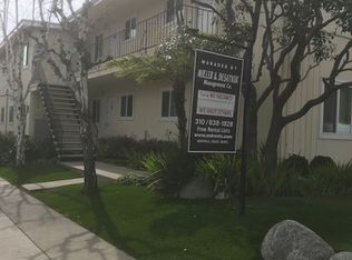 j11308, Los Angeles, CA 90049