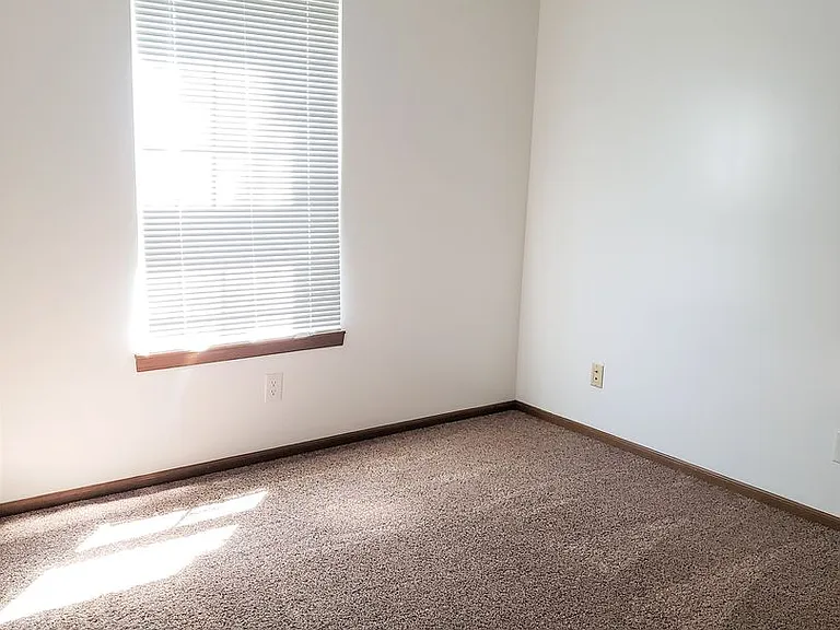 1119 Yuma St — Photo 21