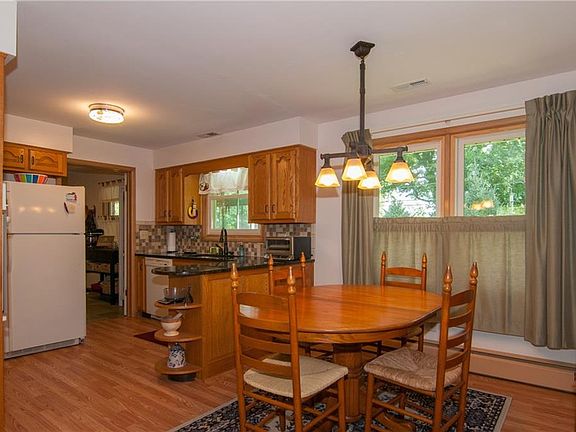 5th image of 6606 Willow Ct