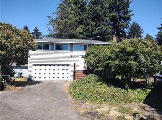 11306 25th Ave SW, Seattle, WA 98146