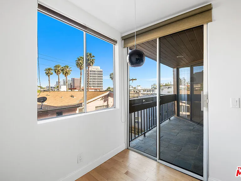 11628 Montana Ave #206 — Photo 19