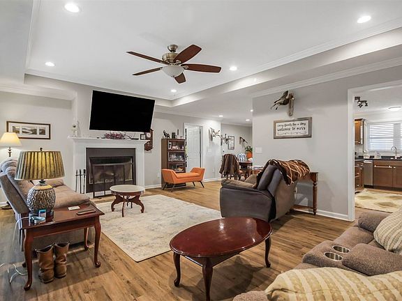 5th image of 3712 Bristow Rd