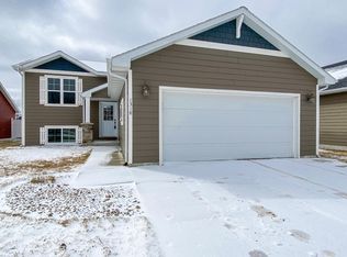 1318 15th St S, Brookings, SD 57006