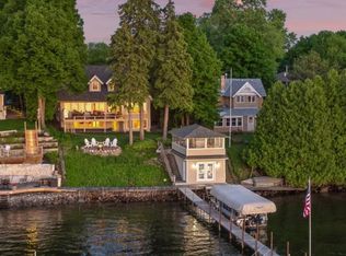 19820 Lakeview Ave, Excelsior, MN 55331