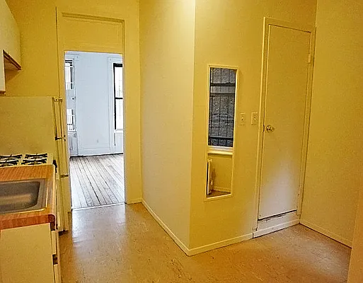 Rented by DSA Realty | media 17