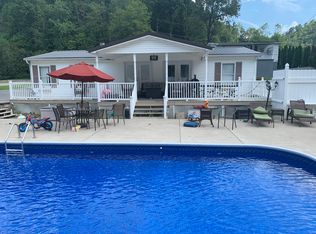 166 Murphy Bottom Rd, Belfry, KY 41514