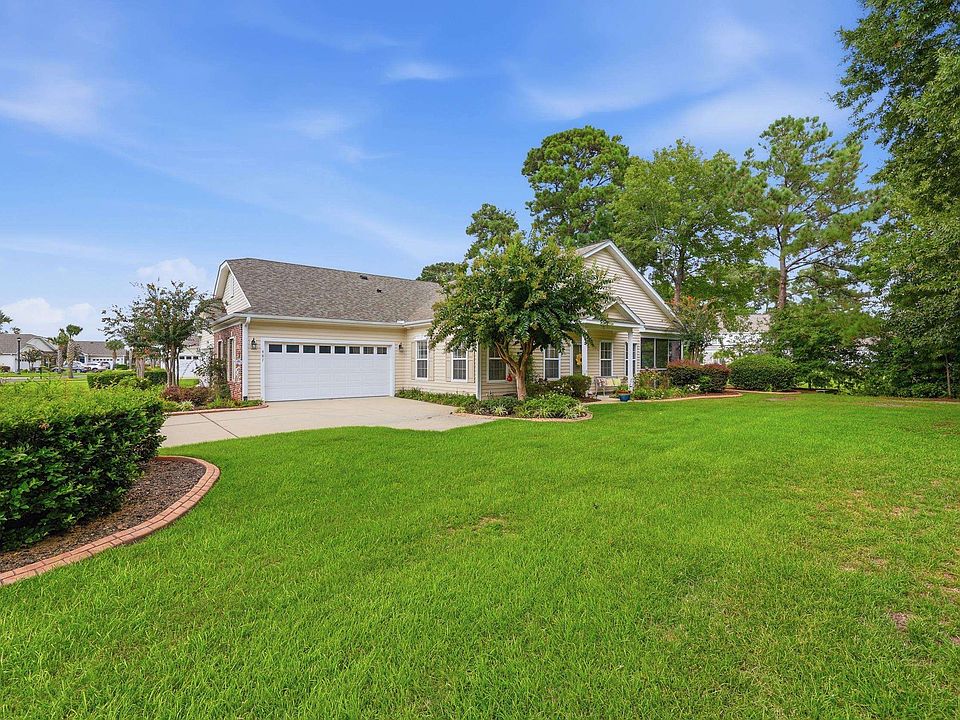 1st image of 487 Deerfield Links Dr.