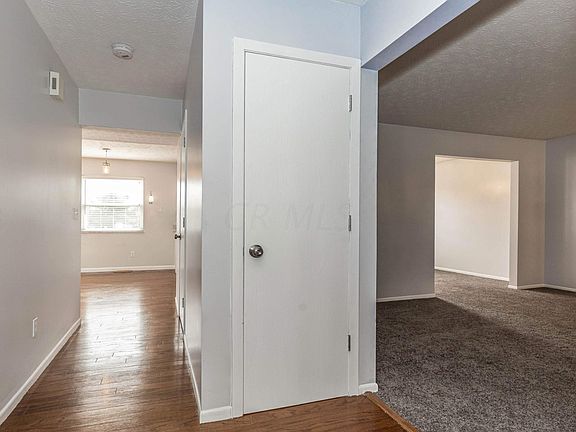 3rd image of 1401 Cinnamon Dr