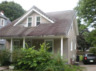 2202 Newton St, Akron, OH 44305