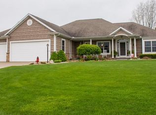 51875 Copperfield Ct, Granger, IN 46530