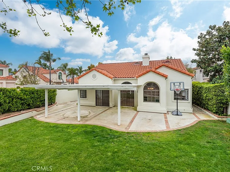 729 Maywood Ct — Photo 21