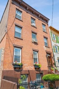 24 Bright St, Jersey City, NJ, 07302