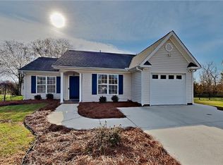 1031 Tesh Ct, High Point, NC 27265