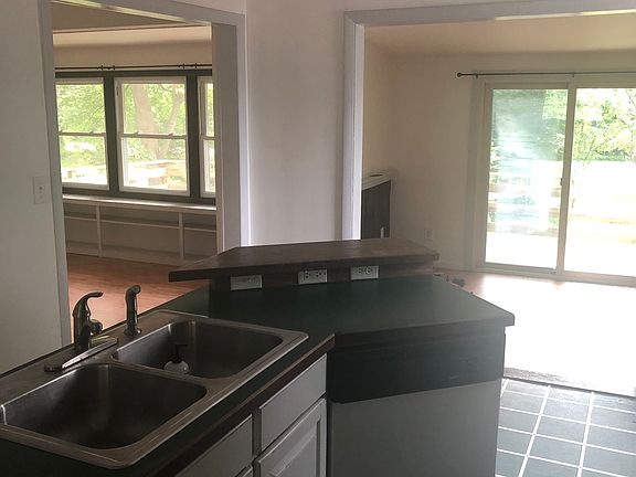 4th image of 79 Stanbury Rd