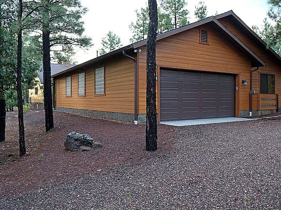 Casita/Garage from back