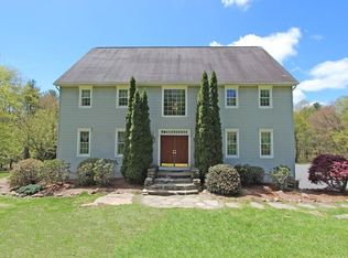 123 Main Rd, Montgomery, MA 01085