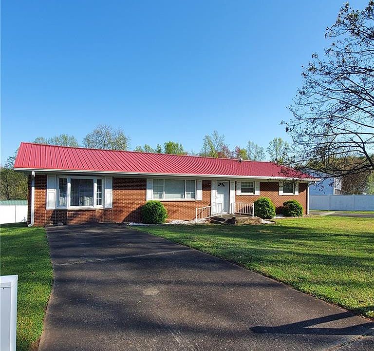1st image of 5404 Imperial Dr