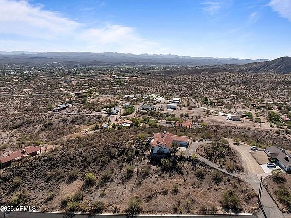 3rd image of 969 S Saguaro Dr