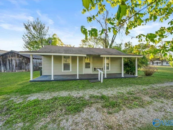 780 Little Cove Rd, Gurley, AL 35748