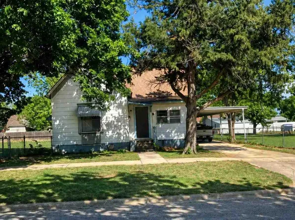 222 S Hitchcock St, Hobart, OK 73651