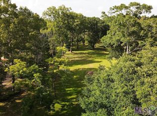 11917 Oak Shadow Dr, Baton Rouge, LA 70810