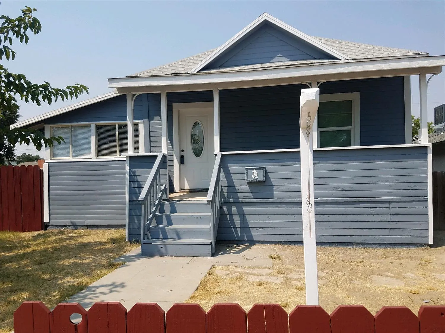 1361 South St photo 1