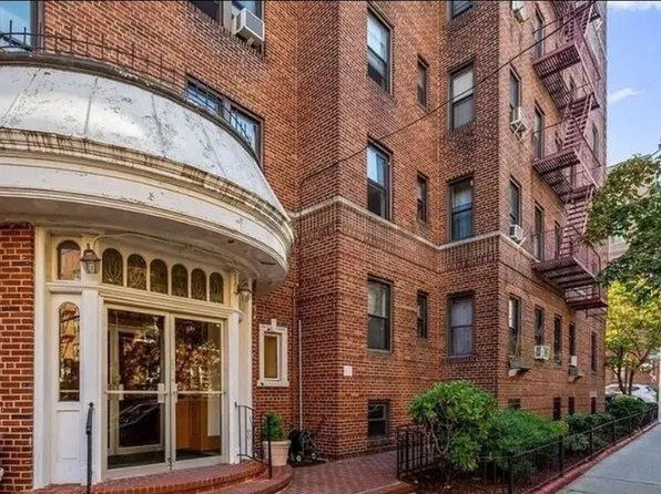 65-38 Booth Street image 2 of 16