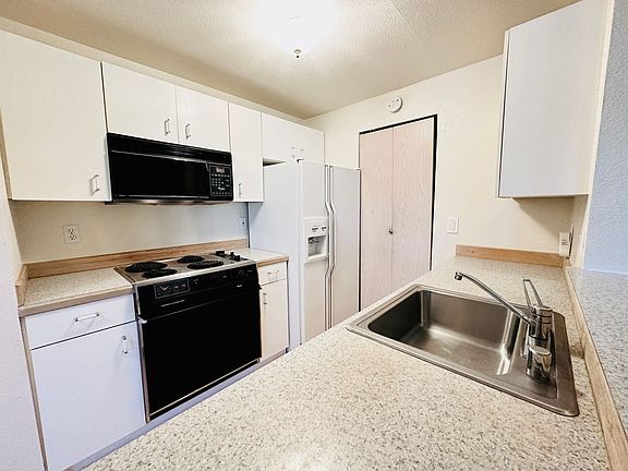 4th image of 2244 13th Ave W APT 316