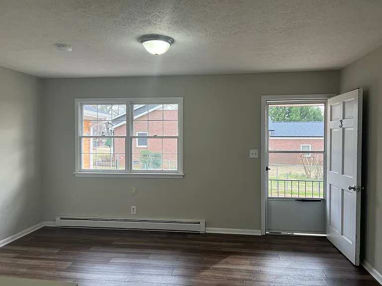 SHJ144-504 South Washington Street — Photo 5