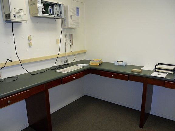 5th image of 4553 Technology Dr Suite 5