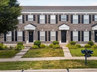318 Shady Rock Ln, O'Fallon, MO 63368
