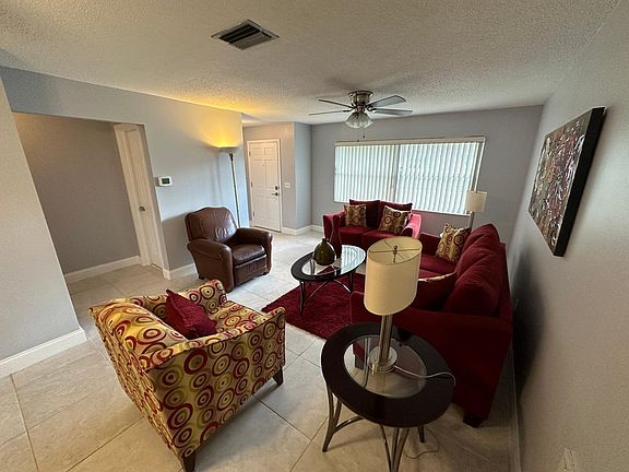 5th image of 604 Mindy Dr