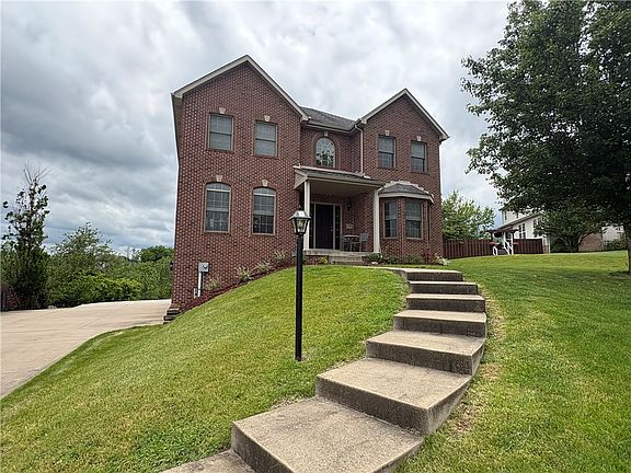 2nd image of 137 Robinson Dr