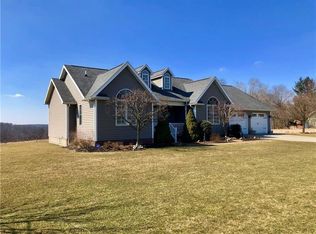 1405 Freeport Rd, Kittanning, PA 16201