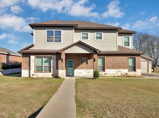 5619 Robs Ct, Fort Worth, TX 76126