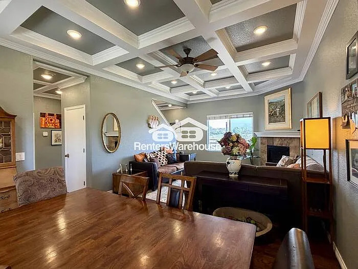 11260 Jersey Way — Photo 5