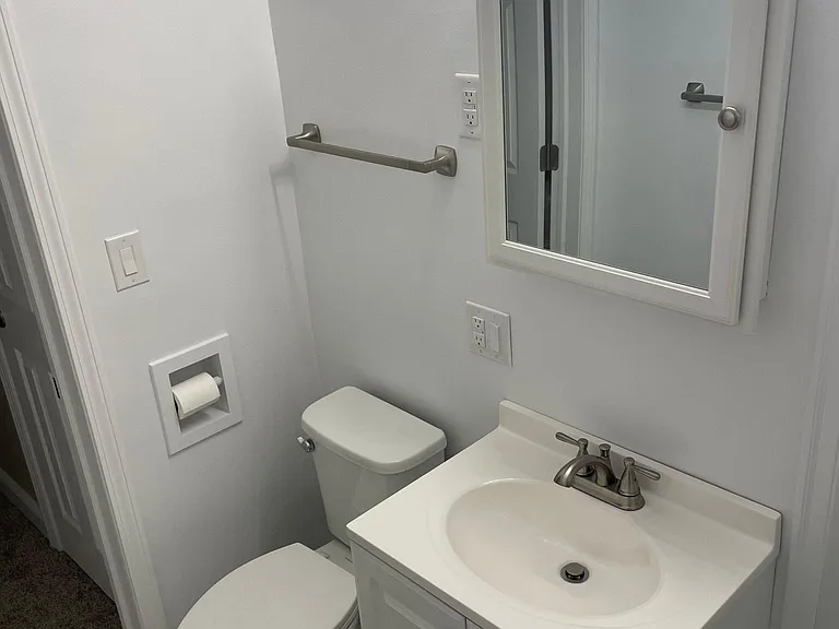 1623 Quarrier St #C — Photo 33
