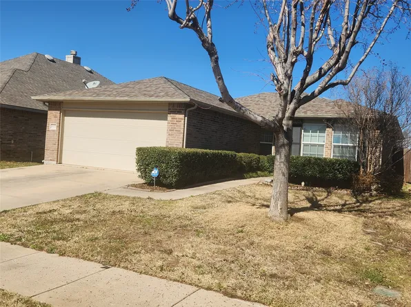 5620 Talons Crest Cir, Fort Worth, TX 76179