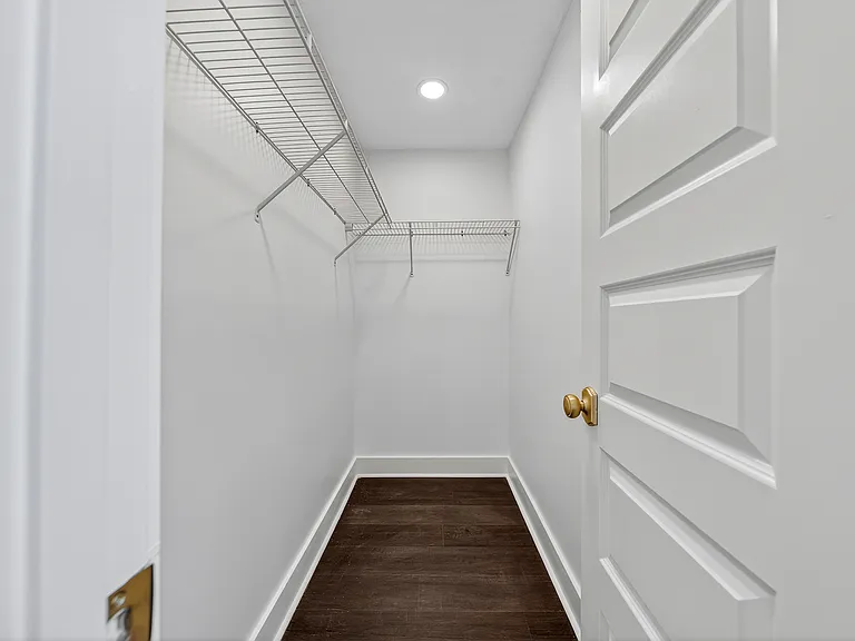 2806 Beacon Ave #B — Photo 29