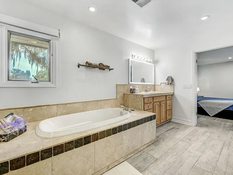 8943 Lake Irma Point — Photo 28