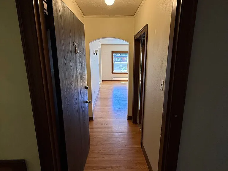 The Mulholland Apartments — Photo 26
